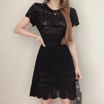 Korea Fashion Lühikesed Varrukad Õõnes Välja Ühes Tükis Naine Kleit 2021 Suvel Naiste Vintage Temperament Elegantne Mini Kudumise Kleit