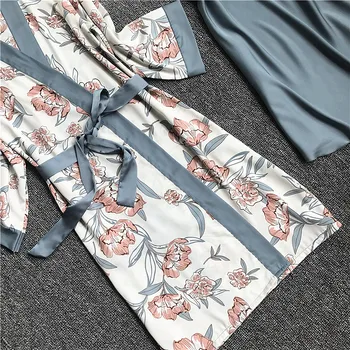 2020. Aasta Kevad Sügis Naiste Siidist Pidžaama Seab Rinna Padjad Flower Print Pijama Sleepwear 4 Tükki Spagetid Rihm Satiin Pidžaamad