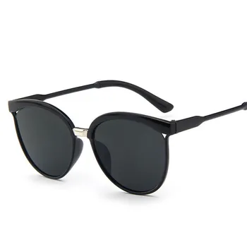 2021 Cat Eye Brändi Disainer Päikeseprillid Naistele Luksus Plastist Päikeseprillid Classic Retro Väljas Prillid Oculos De Sol Gafas