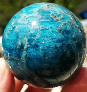 Looduslik sinine apatiit kivist kera crystal reiki tervendav palli