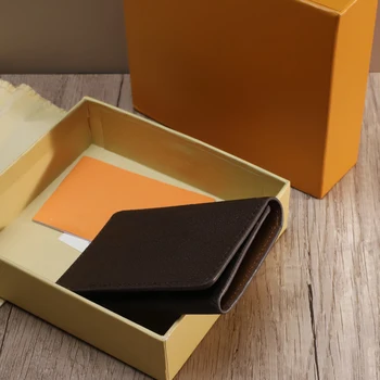Kaardi Omanik Parima Kvaliteediga Luksuslik Disainer Ehtne Nahk Krediitkaardi Hõlmavad Ettevõtluse Klipp Box Tasuta Kohaletoimetamine Kiire Kohaletoimetamine
