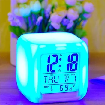 Multi-Funtional Kell 7 Värvi LED Muuta Hõõguv Digitaalne Alarm Termomeeter Värv Changable Elektrooniline Kell Home Decor