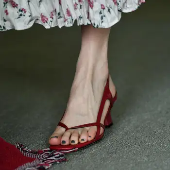 2021 Kõrge kontsaga Sandaalid Naine Suvel Uus Õhuke Rihm Kombinatsioon Kahe-kanda Square Varba Stiletto Seksikas Naiste Sandaalid Rooma Sandaalid