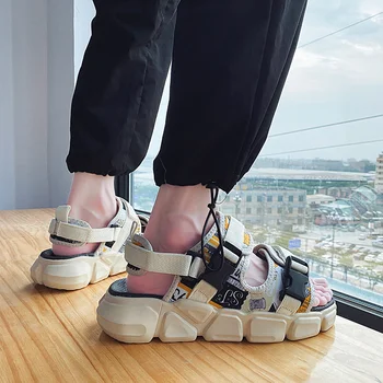 Hot Müük Meeste Sandaalid Suve Kingad, Platvorm Puhkus Rannas Sport Sandaalid 2021 Korter Meeste Mood Suvel Footwaer Rooma Kingad