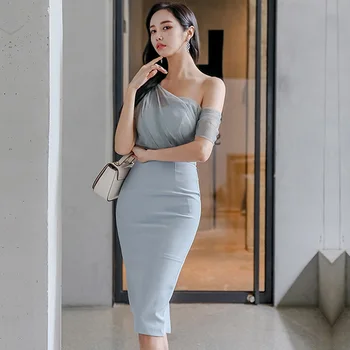 Kõrge Piha Ümber Pingul Kleit 2021 Suvel Korea Versiooni Lihtne Ühe Õla Olkaimeton Plain Temperament Elegantne Pool Kleit Naistele