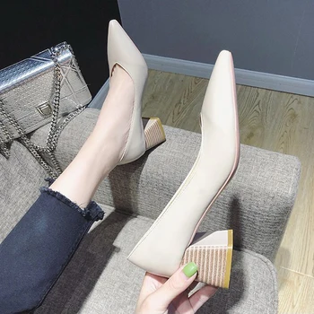Uued pikad suur suurus kõrged kontsad korea fashion madalas suu ühe kingad lihtne jalg wild paks naiste kingad