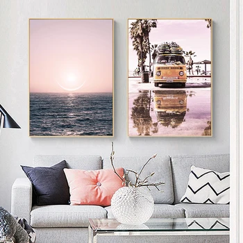 Mereäärne Päikeseloojang Palmi Puud Naine Retro Gaasi Auto Roosa Maastik Plakatid Ja Pildid Seina Art Lõuend Maali Pilte Home Decor