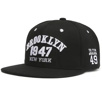 2021 Uus mood meeste Snapbacks kork must ja valge 1947 BROOKLYN kirja tikandid hip-hop müts daamid väljas vaba aja päikese käes müts