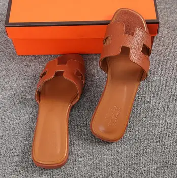 Suvel uus H-kujuline sussid naiste mood välimine kanda korter naiste sandaalid ja sussid naiste väljas puhkust sandaalid