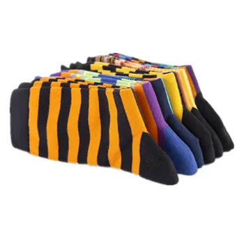 Peonfly Värvikas Klassikaline Triibuline Meeste Uus 2020. aasta Sügis-Talvel Õnnelik Sokid Äri-Harajuku Kammitud Puuvillast Sokken