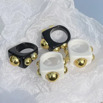 New Punk White Black Acrylic Resin Geometric Square Rings Hiphop Rock Golden Bead Finger Ring For Women Girls Party Jewelry Gift