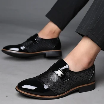 Meeste kingad kulumiskindel Mitte tõsta Mansi jalatsid Anti-slip Mustad kingad, Meeste kingad Nahast Reljeef Klassikaline Mood Luksus 2021