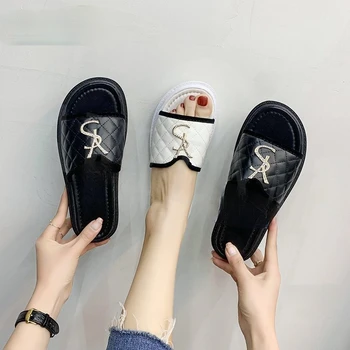 2021 kuulsa brändi naiste sandaalid must valge kirjaga logo sandaalid non-slip kanda rand kingad, vabaaja jalanõud daamid kõrged kontsad