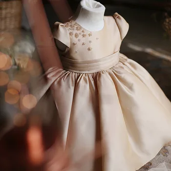Baby Girl 1. Sünnipäeva Riided Imiku Printsess Vintage Kleidid, Laste Helmed Vibu Kleit teise lapse Ristimine Pool Boutique Varustus