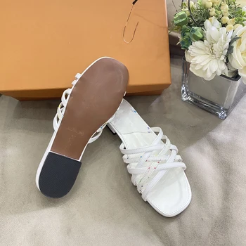 Luksuslik Disain uued naiste sandaalid naiste sussid kingad naistele 2021 naiste kingad väljas disainer kingad sandales spordi tossud