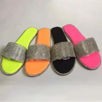 Glitter Sussid Naiste Suve Sandaalid 2021 Mood Bling Naine Candy Värvi Flip Flops Diamond Beach Korter Kingi Väljas Sandaalid