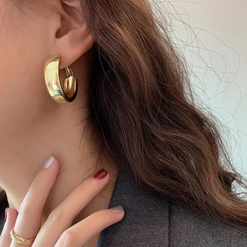 LATT Kujundus Lihtne Big Gold C-kujuline Geomeetriline Hoop Kõrvarõngad Naistele korea Fashion Ring Hõbeda Värvi Kõrvarõngad Trendikas Ehteid