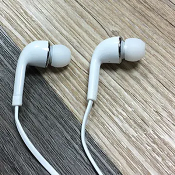 S4 Juhtmega Stereo Kõrvaklapid Muusika Peakomplekt In-Ear Kõrvaklapid Mikrofoniga Kõrvatropid Earbuds Telefoni Arvuti MP3