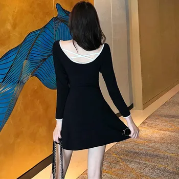 2020 Naiste Korea Täht Prindi Slash Kaela Seksikas Mini Kleit Juhuslik Pikad Varrukad Sügisel Valge Must Maha Õla Vestidos