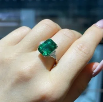 Custom ringi Eksperimentaalne emerald 18K kuld sõrmus 10ct